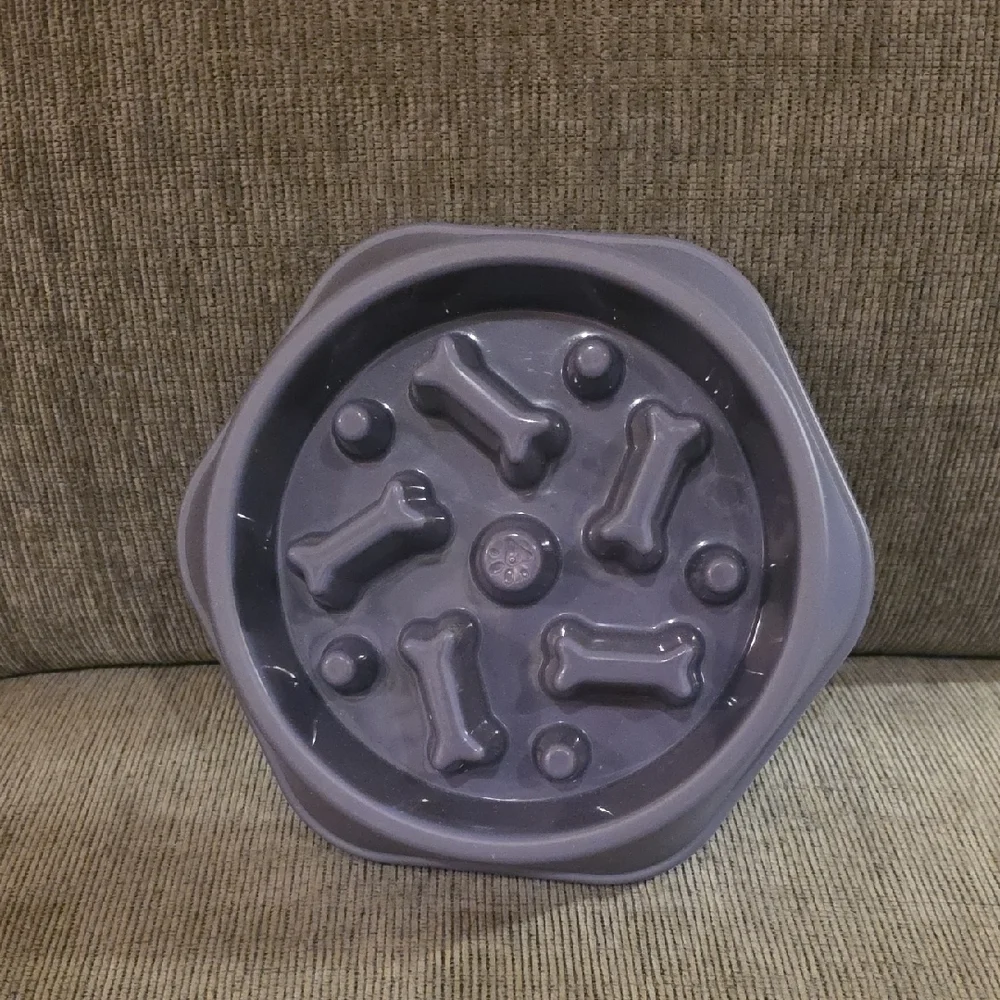Yuksito Binge Buster Slow Feeder Bowl For Dogs,‎ New, 7 Inches Diameter